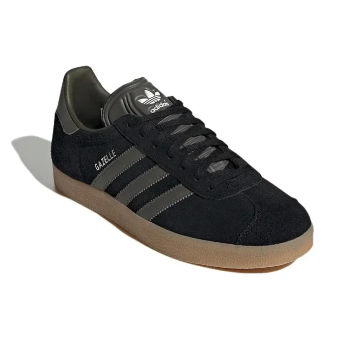 Adidas Gazelle «Black Pantone Gum»